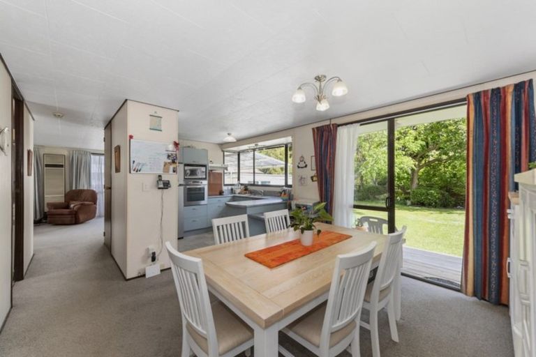 Photo of property in 16 Sequoia Place, Pukete, Hamilton, 3200