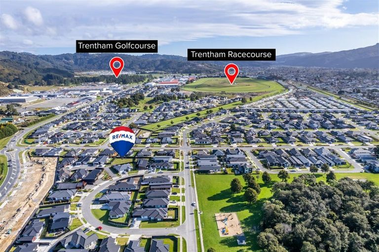 Photo of property in 4 Mcmillan Lane, Wallaceville, Upper Hutt, 5018