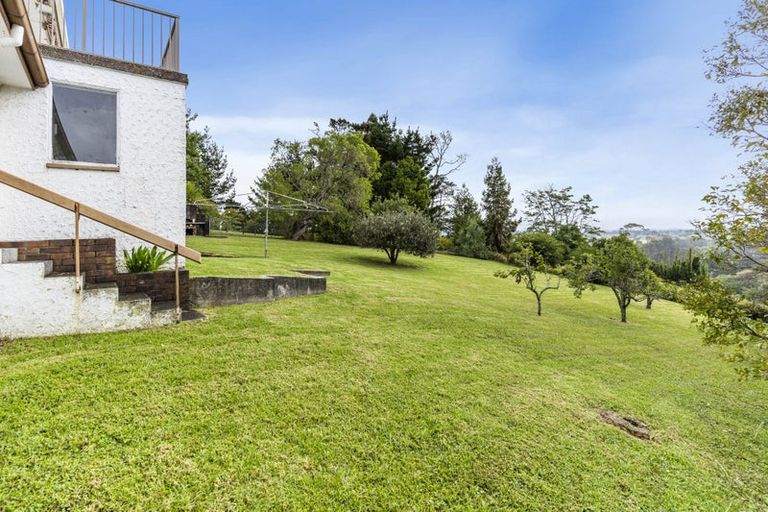Photo of property in 462 Don Buck Road, Massey, Auckland, 0614