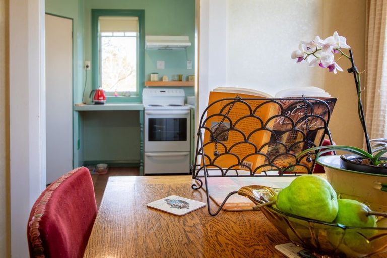 Photo of property in 4 Trafalgar Street, Dannevirke, 4930