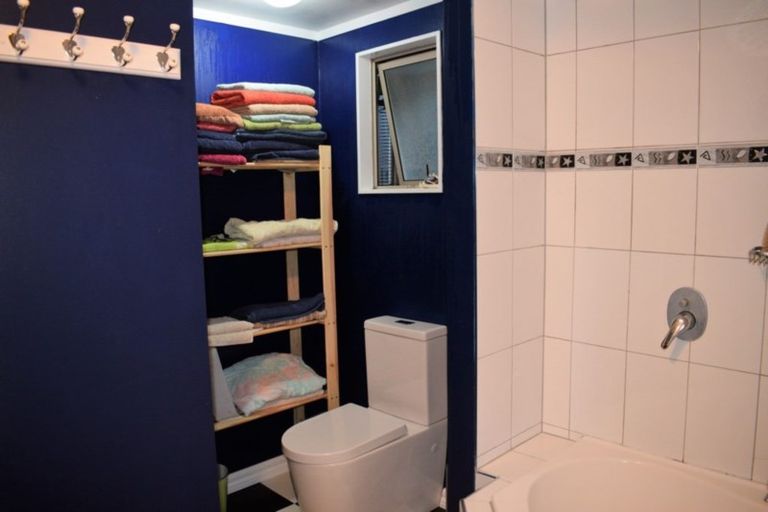 Photo of property in 2 The Avenue, Otaki Beach, Otaki, 5512