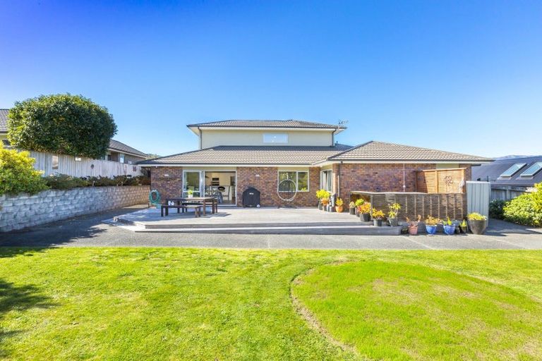 Photo of property in 118 Kirton Drive, Riverstone Terraces, Upper Hutt, 5018