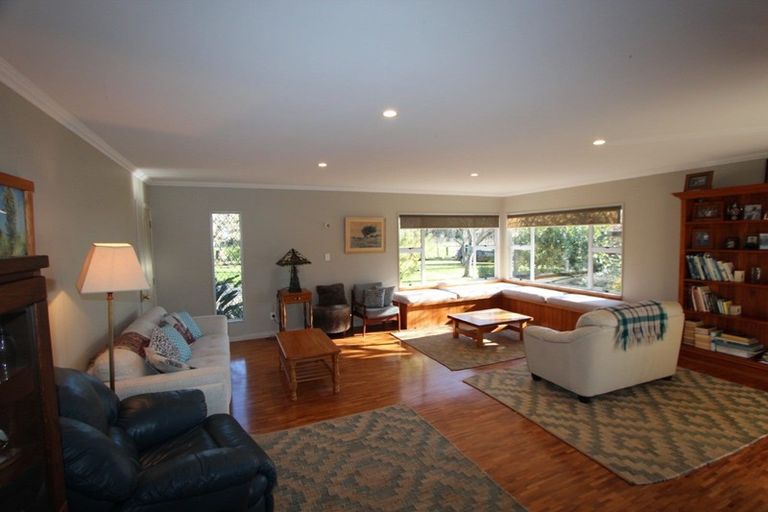 Photo of property in 130 Sydney Terrace, Takapau, 4203