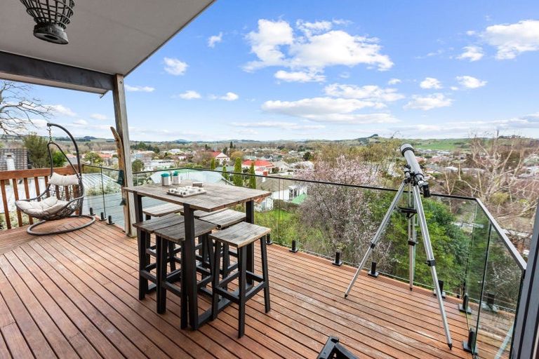 Photo of property in 1c Hill Street, Waipukurau, 4200