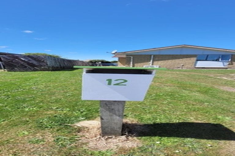 Photo of property in 12 Argyle Street, Kew, Invercargill, 9812