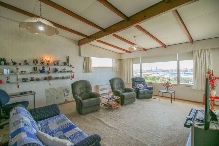 Photo of property in 196 Barrow Street, Bluff, 9814