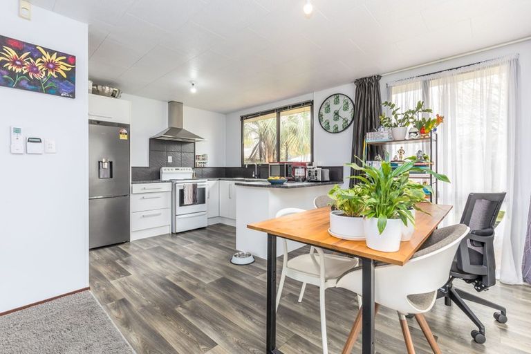 Photo of property in 1/24 Nearco Street, Randwick Park, Auckland, 2105