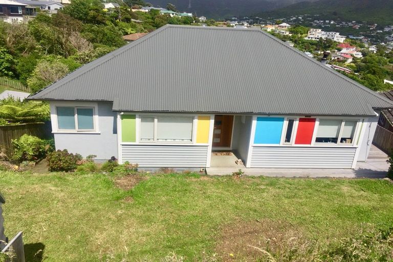 Photo of property in 11 Bankot Crescent, Ngaio, Wellington, 6035