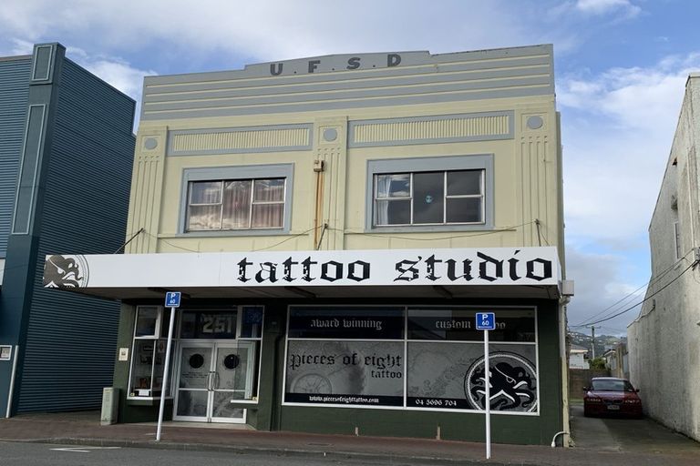 Photo of property in 249-251 Jackson Street, Petone, Lower Hutt, 5012