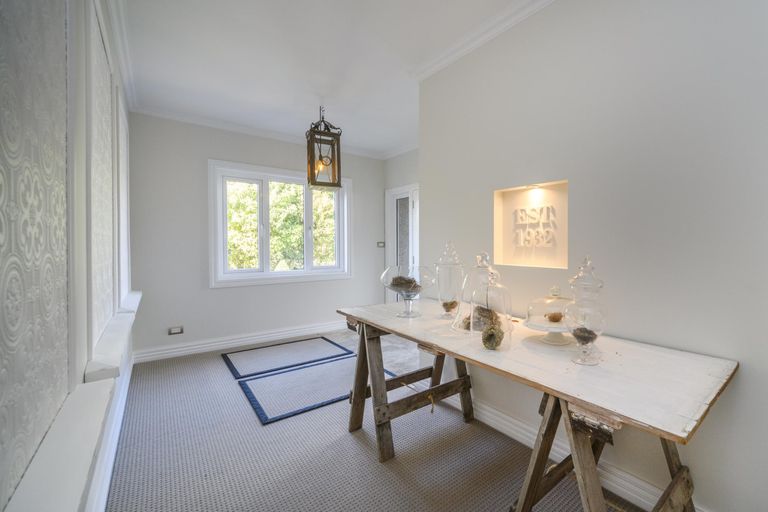 Photo of property in 6 Carlton Avenue, Palmerston North, 4414