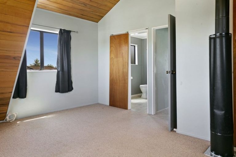 Photo of property in 1/24 Invergarry Road, Hilltop, Taupo, 3330