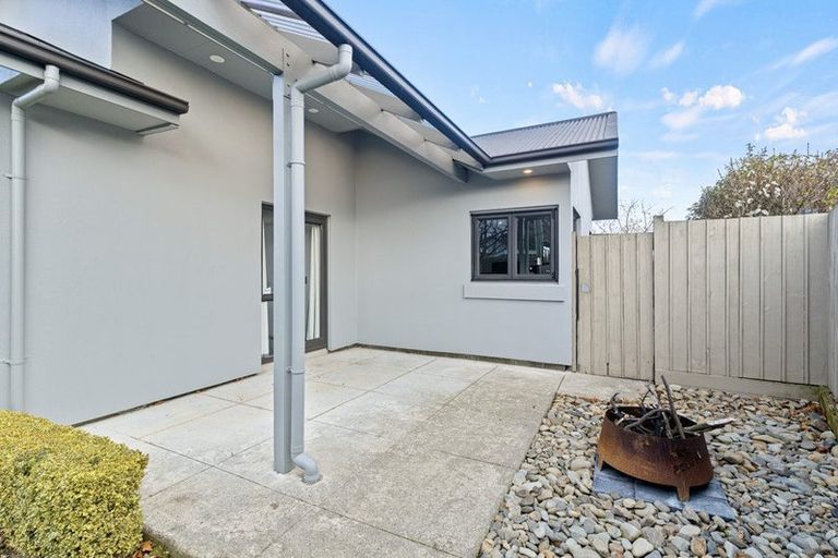 Photo of property in 2 Pharazyn Street, Feilding, 4702