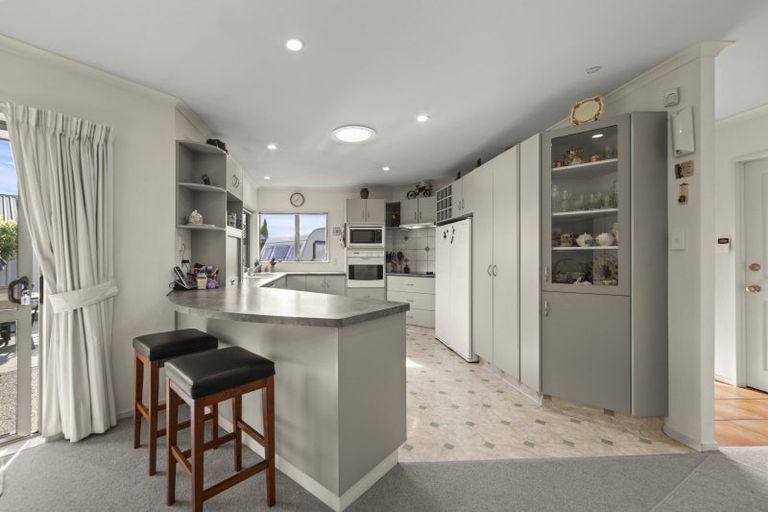 Photo of property in 7 Lancewood Lane, Roslyn, Palmerston North, 4414