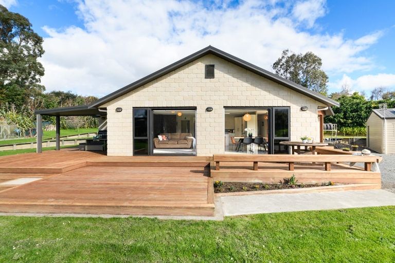 Photo of property in 49 Parrs Road, Bunnythorpe, Palmerston North, 4470