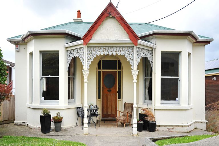 Photo of property in 3 Neidpath Road, Mornington, Dunedin, 9011
