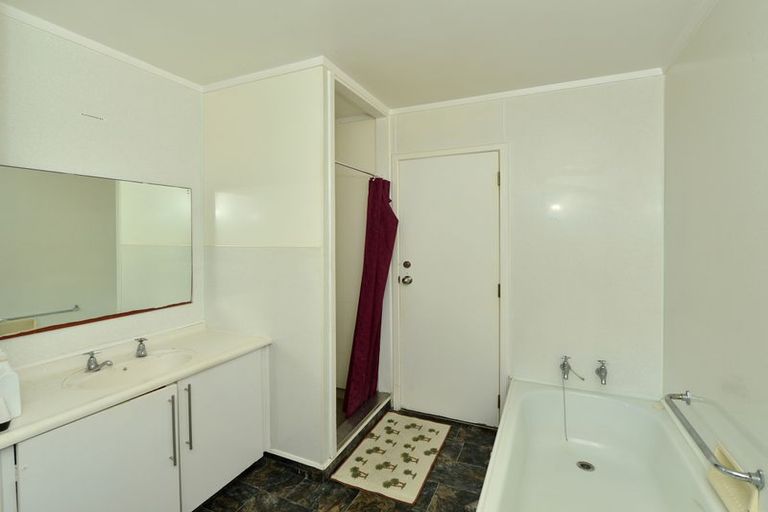 Photo of property in 11 Montague Street, Alicetown, Lower Hutt, 5010