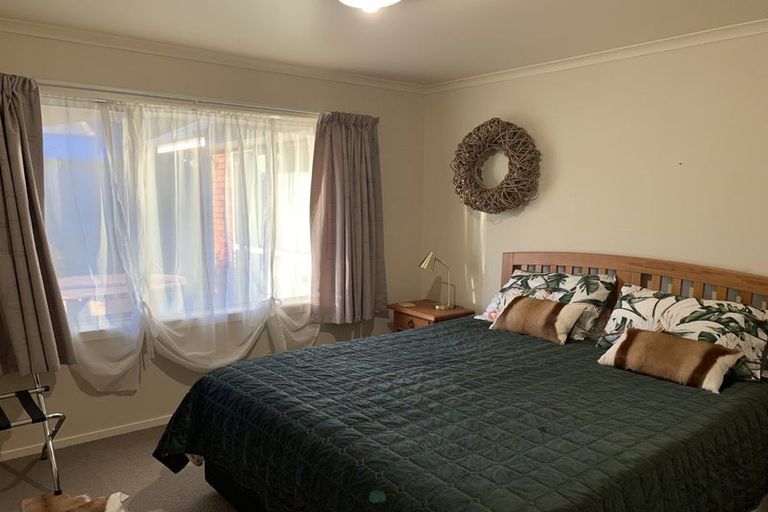 Photo of property in 16 Cross Street, Geraldine, 7930