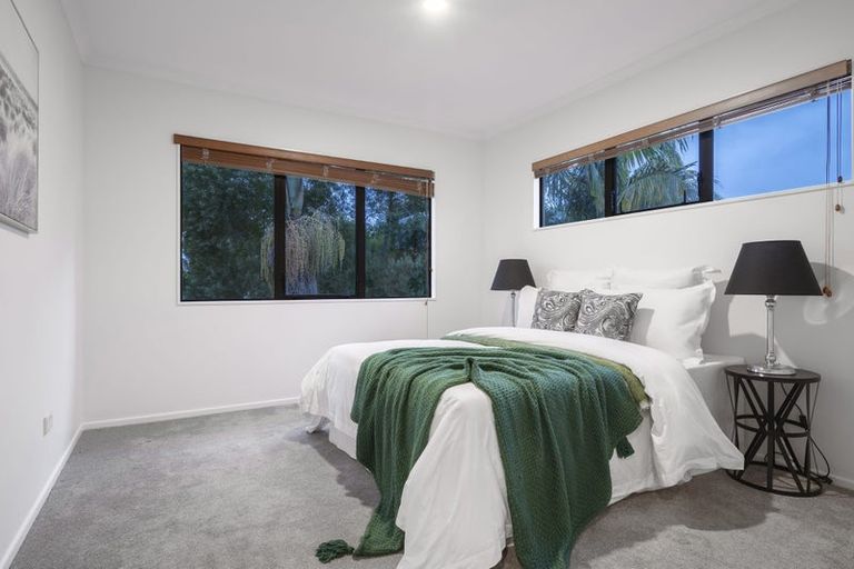 Photo of property in 7 Twin Court, Albany, Auckland, 0632