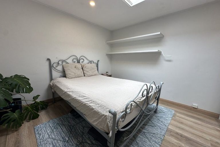 Photo of property in 16a Brian Crescent, Stanmore Bay, Whangaparaoa, 0932