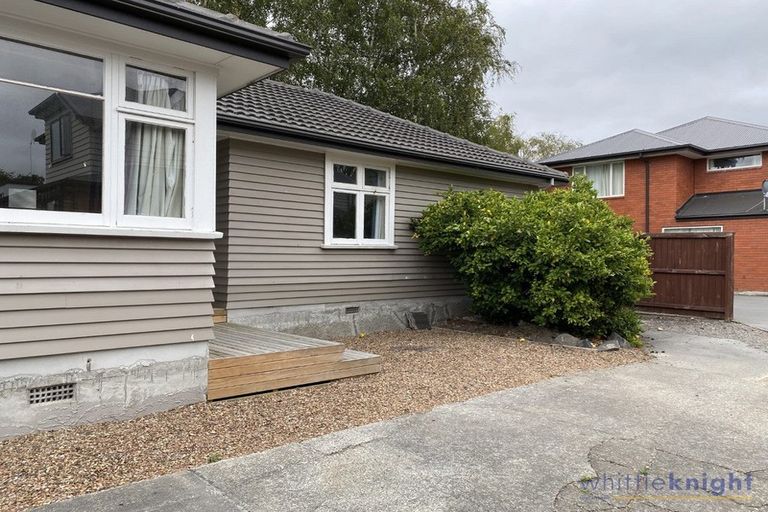 Photo of property in 72 Peer Street, Upper Riccarton, Christchurch, 8041