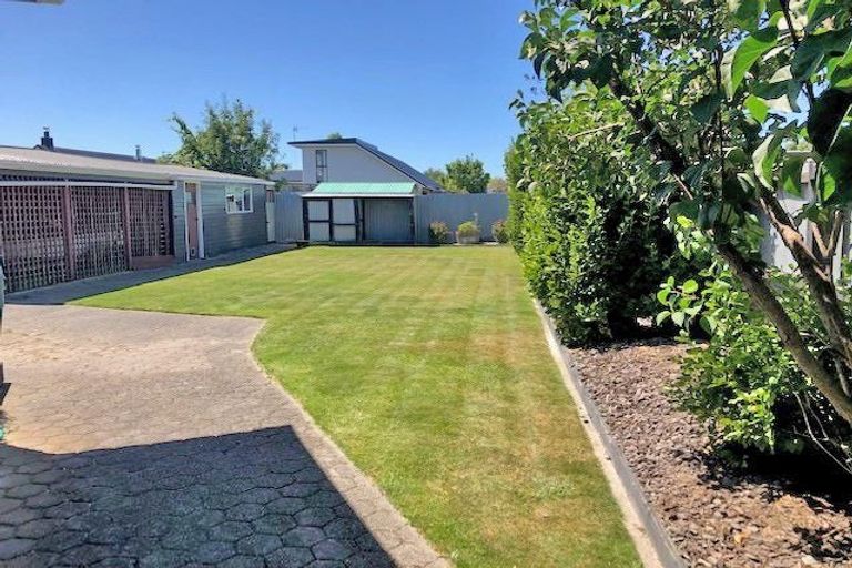 Photo of property in 12 Scotswood Place, Rangiora, 7400