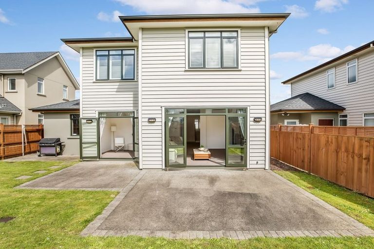 Photo of property in 24 Trecarne Street, Karaka, Papakura, 2113