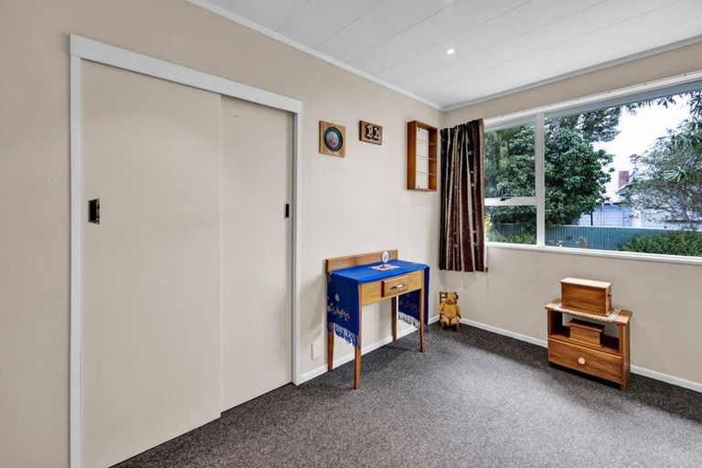 Photo of property in 10 Pitt Street, Normanby, Hawera, 4614