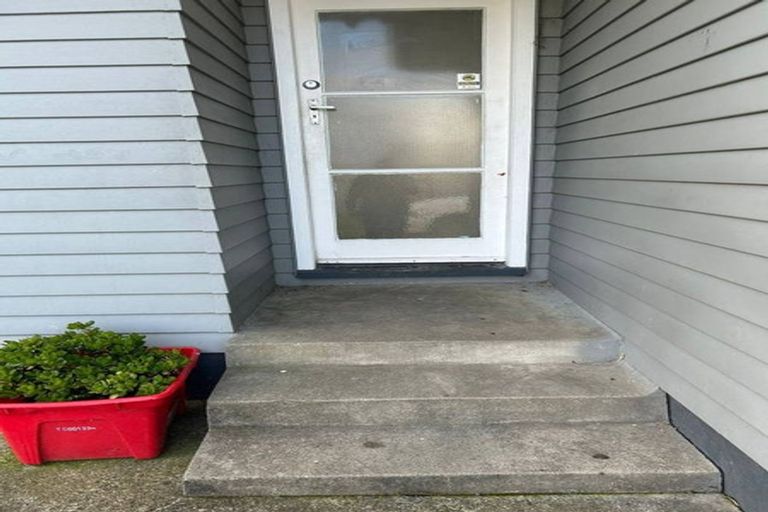 Photo of property in 55 Cargill Street, Papakura, 2110