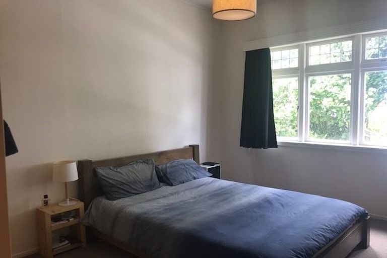 Photo of property in 13 Kainui Road, Raumati South, Paraparaumu, 5032