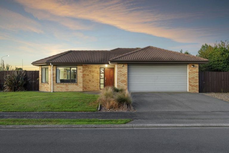 Photo of property in 8 Grace Way, Rolleston, 7614