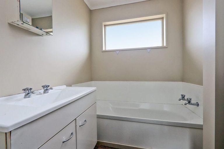 Photo of property in 6 Stonehaven Street, Flaxmere, Hastings, 4120