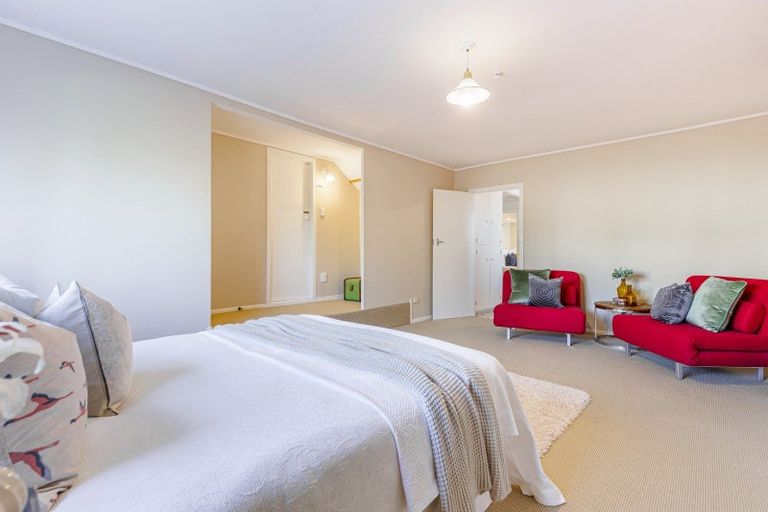 Photo of property in 11 Brighton Terrace, Mairangi Bay, Auckland, 0630