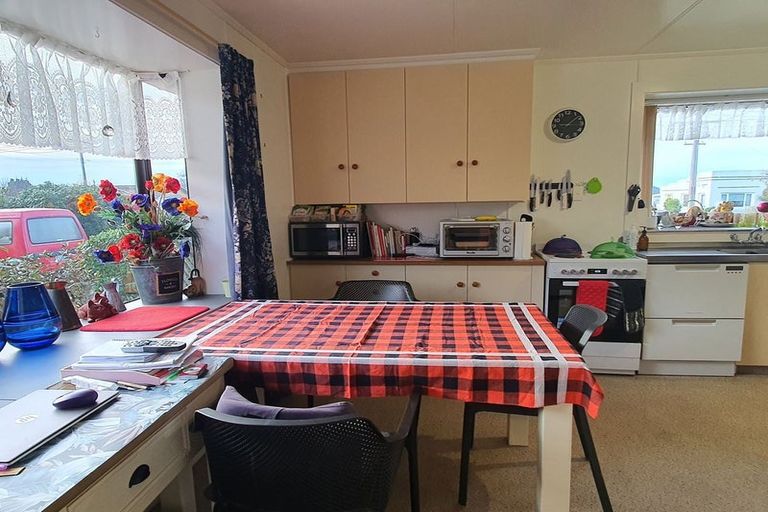 Photo of property in 44 Opie Street, Waimate, 7924