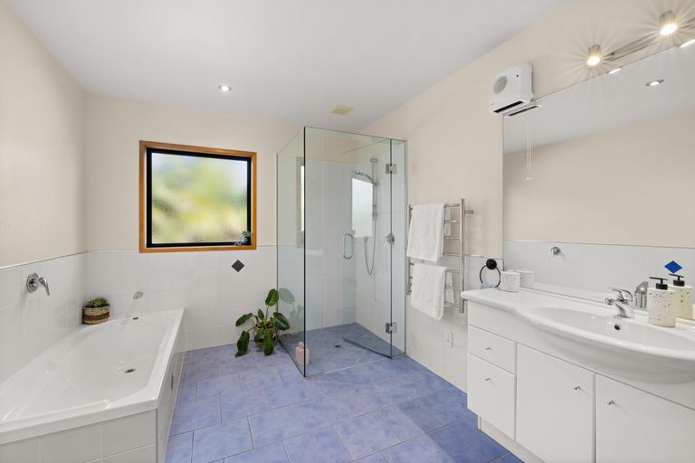 Photo of property in 13a Edkins Road, Kerikeri, 0230