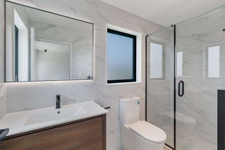 Photo of property in 20a Makomako Drive, Orewa, 0931