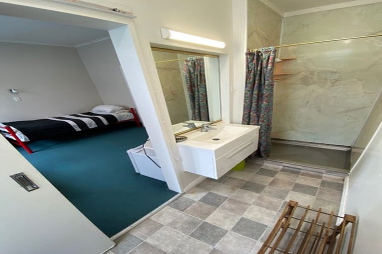 Photo of property in Carillion/the Knoll, 33 Thompson Street, Mount Cook, Wellington, 6011