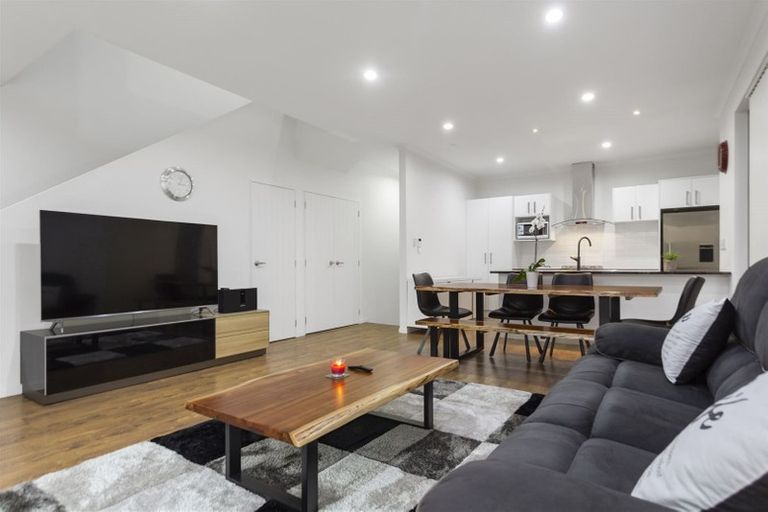 Photo of property in 21 Kauri Drive, Takanini, 2112