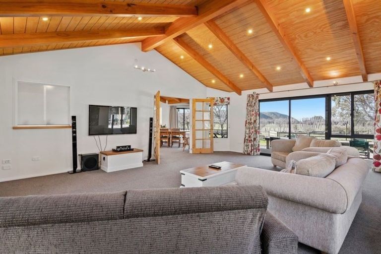 Photo of property in 12 Baigent Valley Road, Wakefield, 7095