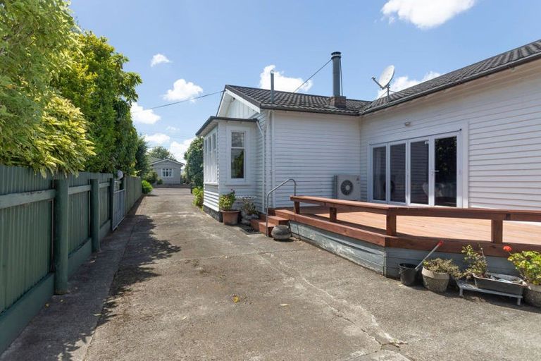Photo of property in 21 Chamberlain Street, Dannevirke, 4930
