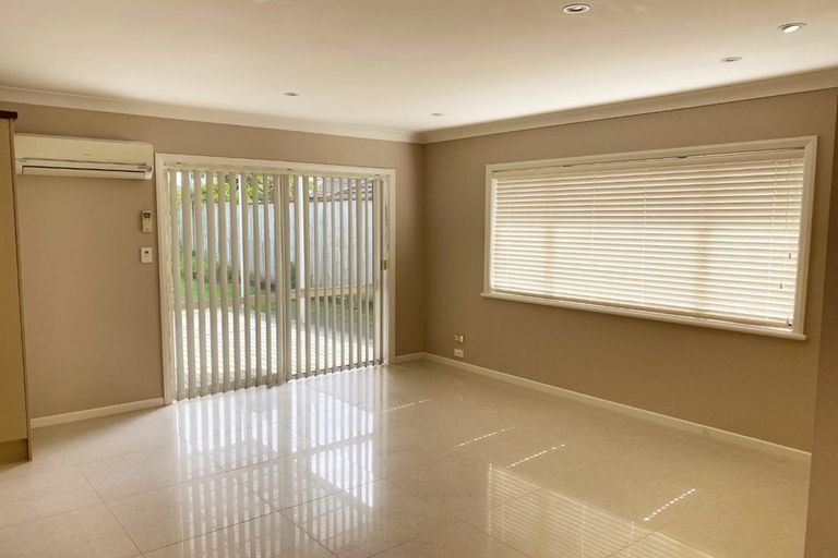 Photo of property in 5 Amapur Place, Flat Bush, Auckland, 2019