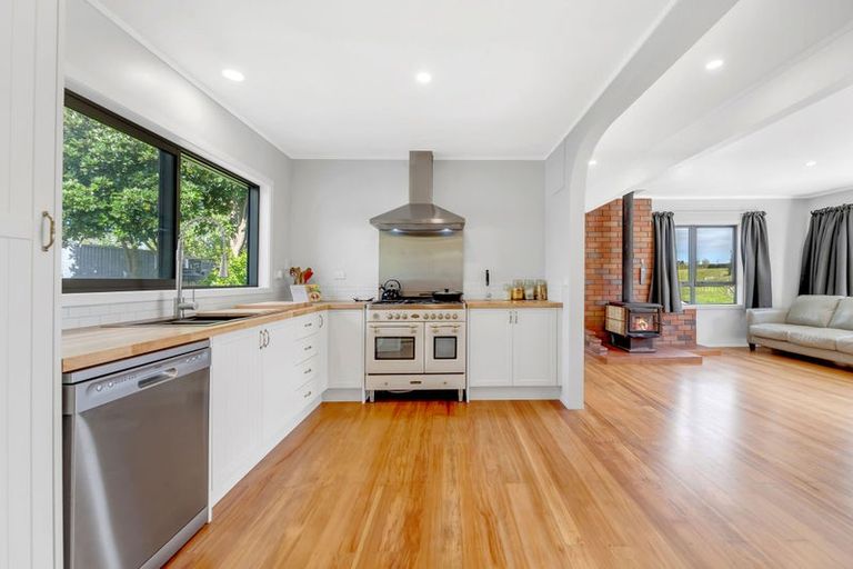 Photo of property in 126 Holmes Road, Waiuku, 2682