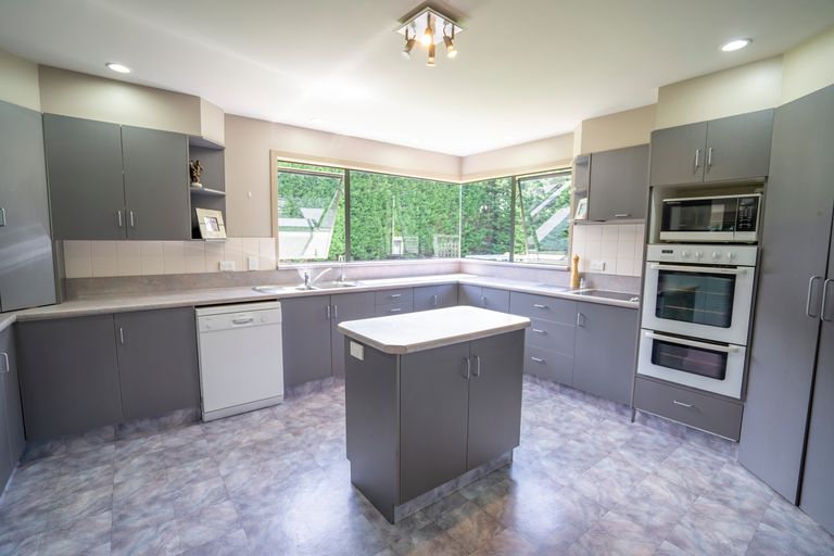 Photo of property in 5 Raeburn Avenue, Otatara, Invercargill, 9879