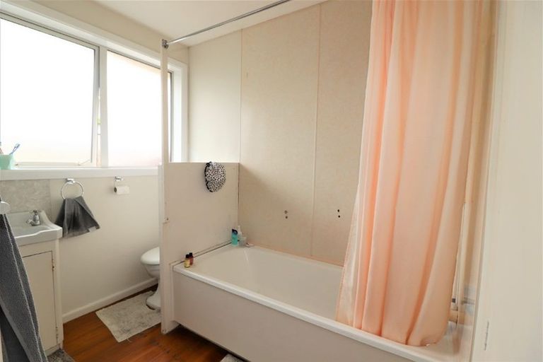 Photo of property in 4 Bennett Street, St Albans, Christchurch, 8052