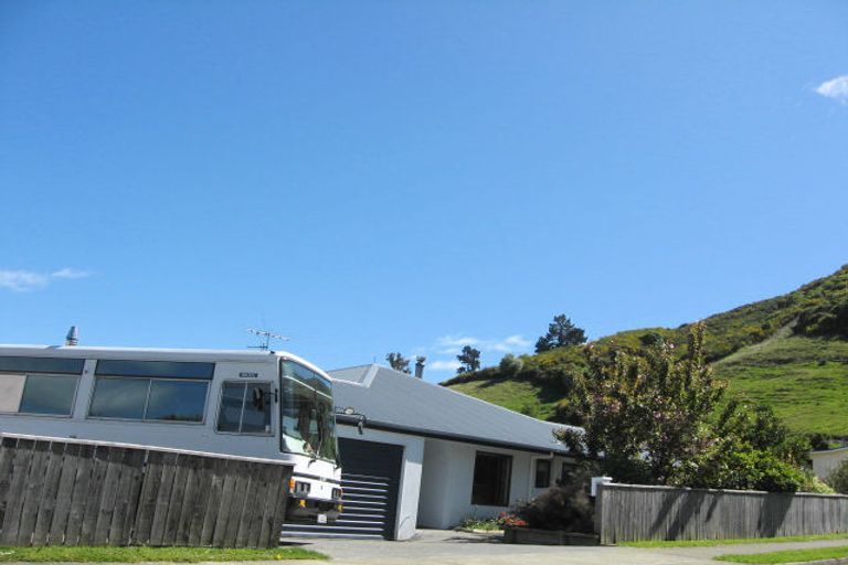 Photo of property in 35 Clovelly Street, Atawhai, Nelson, 7010
