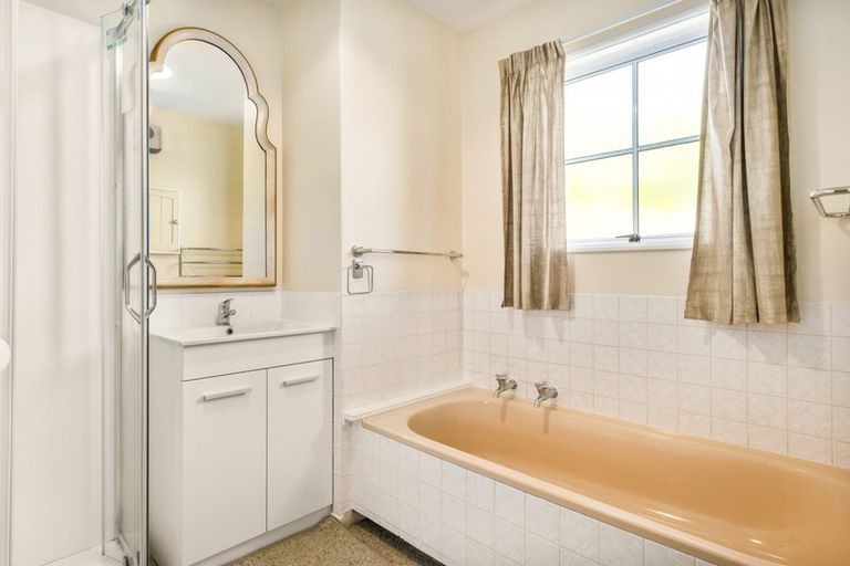 Photo of property in 48 Howick Road, Redwoodtown, Blenheim, 7201