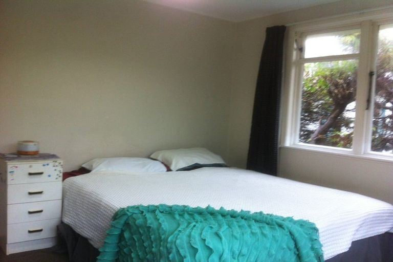 Photo of property in 8a Frederick Street, Tawa, Wellington, 5028