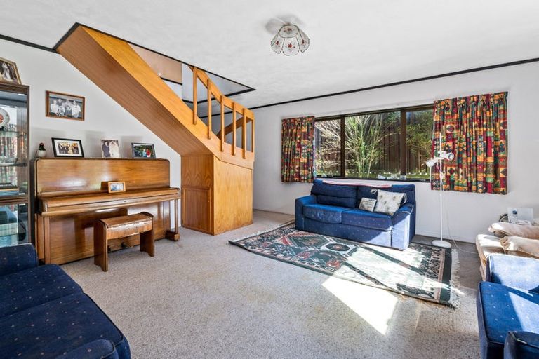 Photo of property in 37 Utuhina Road, Springfield, Rotorua, 3015