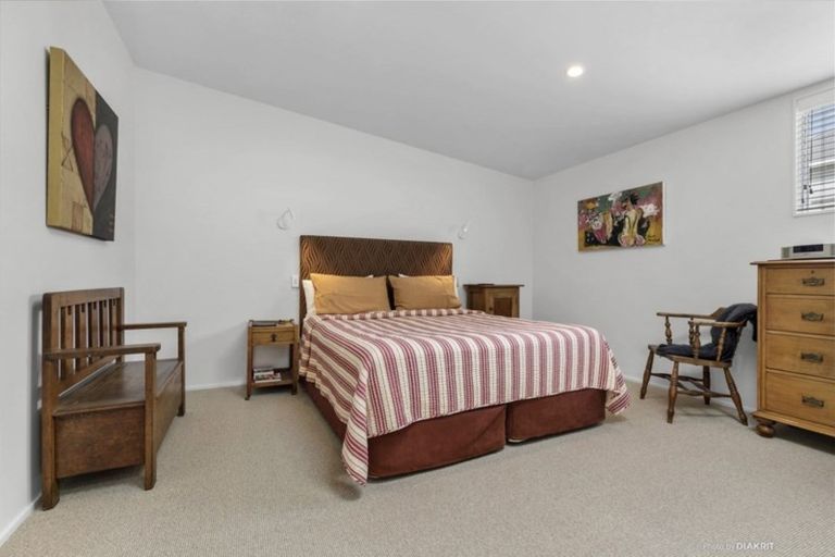 Photo of property in 3 Poplar Grove, Thorndon, Wellington, 6011