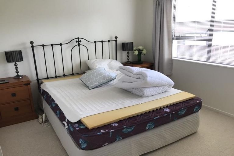 Photo of property in 12 Crampton Court, Orewa, 0931