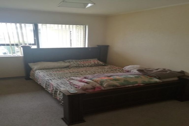 Photo of property in 12 Paulownia Place, Totara Heights, Auckland, 2105